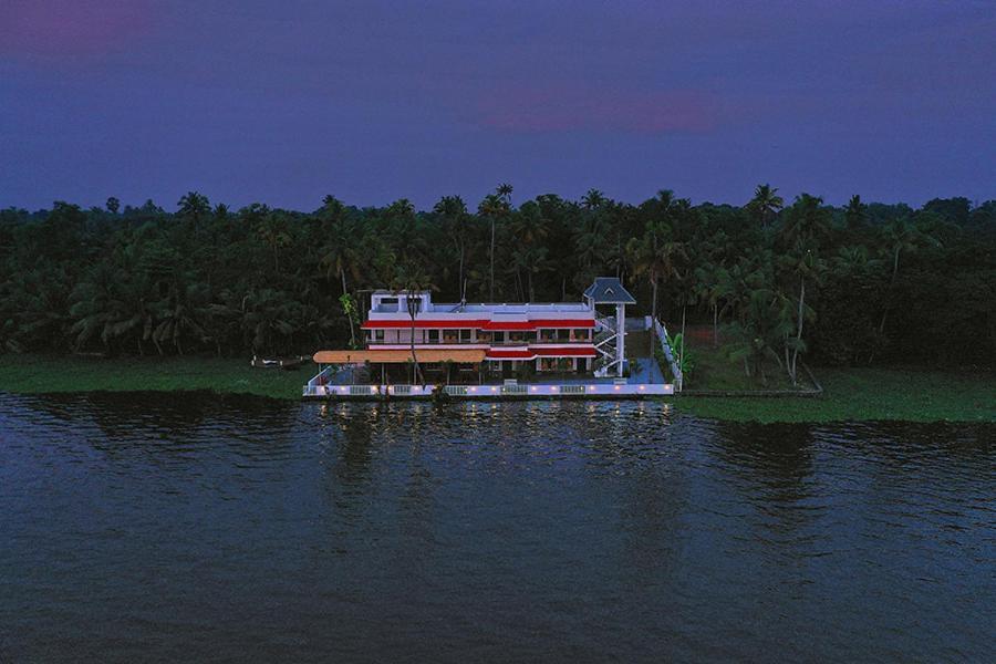 Vembanad Village Backwater Resort Alappuzha Exterior foto
